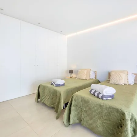 Vista Sea Views Heated Pool Walk To Marina וילה *