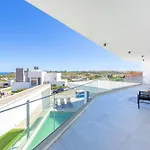 Vista Sea Views Heated Pool Walk To Marina Villa Albufeira