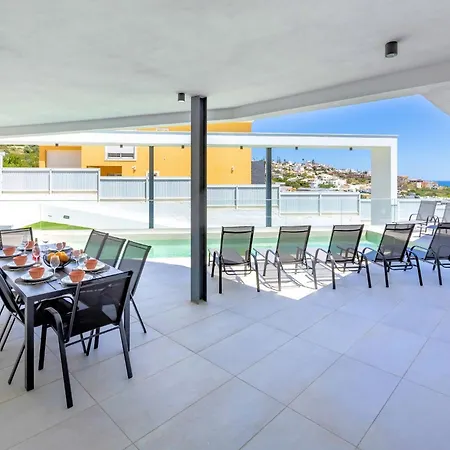 Villa Vista Sea Views Heated Pool Walk To Marina